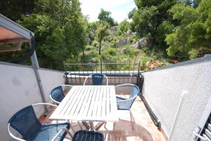 Springs Apartments & Rooms