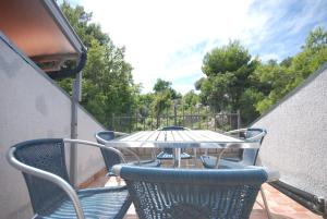 Springs Apartments & Rooms