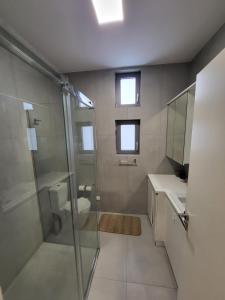 Modern Apartment near Kifisias ave