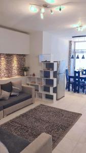 Evis Infinity Sea View Apartment