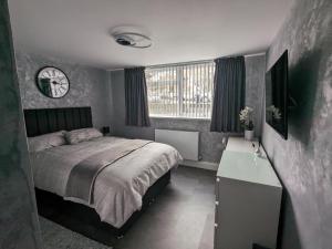 Luxury room in 2 bed Apartment
