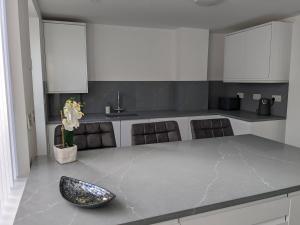 Luxury room in 2 bed Apartment