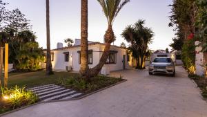 Villa Dune, Luxury Villa, 5 min walk to the beach
