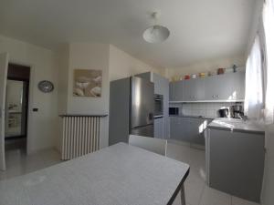Appartements Beau 3 pieces lumineux Proche aeroport dOrly et Paris : photos des chambres