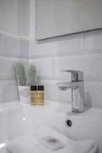 Pertinax Cosy 2 pièces au coeur du centre ville de Nice AC