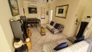 Garden Oasis Cottage - Karanab