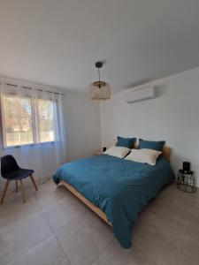 Terre de Crussol - Gite 3 étoiles en Ardèche, avec piscine et clim, 2-4 personnes