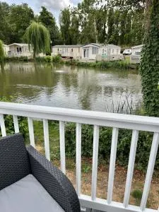 On the Lake Weeley - Thorpe le Soken