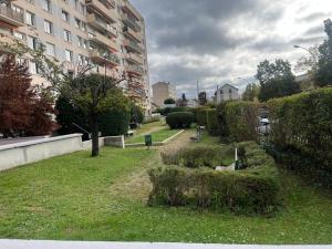 Appartements Studio Cosy proche Gare de Poissy RER A : photos des chambres