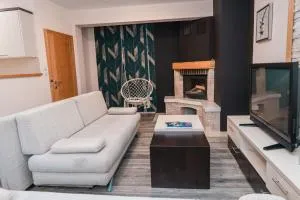 Apartments and rooms Max-Well - 福查