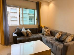 Studio cozy totalement refait avec toutes les commodités necessairessitué au parc de Mohammedia