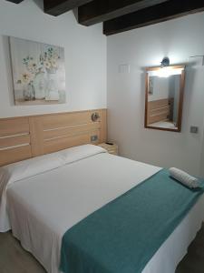 Apartamentos turisticos Ávila Puerta de Los Leales 1-2