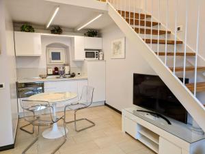 kaDevi Sanremo -centralissimo, parcheggio gratuito a 200m , bici disponibili