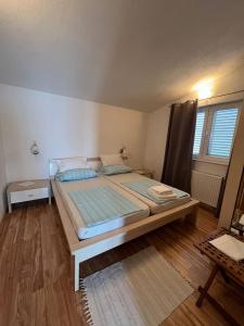 Apartmani 4 Delfina Rogoznica 