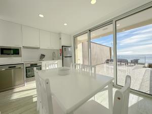 South Shore 1 - HOST & CHILL