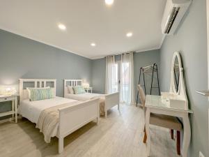 South Shore 1 - HOST & CHILL