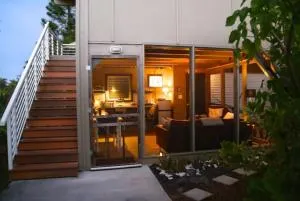 Eco-Farm Glamping Mini House - Kalapana Sea View Estates