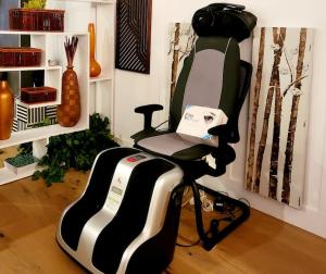 Welcome to Happy PlaceCozy Comfort Meets Exquisite Luxury