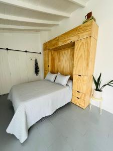 Monoambiente en barrio La Perla con jardín a pocas cuadras de la playa