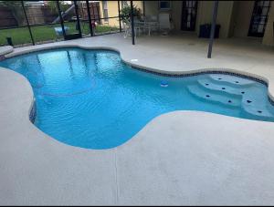 Lake Valricos Camelot Court with HEATED POOL & access to private lake