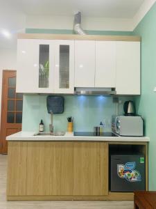 Balcony STU 301 Near Uncle Hos Mausoleum