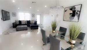 BOOK ME, 3mins Hard Rock Stadium - Andover Lakes Estates