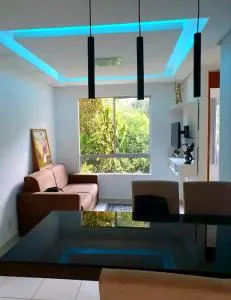 Apê 203 - Encantador em condomínio com piscina - Tarumã