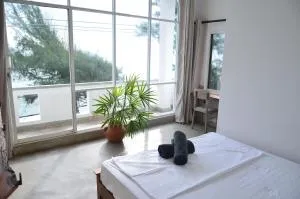 The Stables Hotel Midigama - 米迪加马东