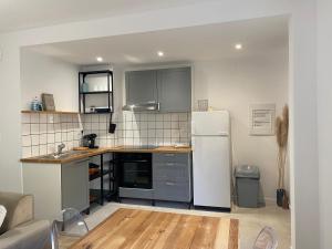 Appartements T2 cosy avec espace exterieur : photos des chambres