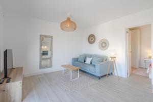 Sea La Vie Apartment - Adults Only