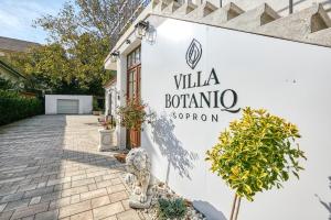 Villa Botaniq - 4hvězdičkové hotely ve městě Šoproň