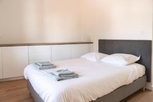 Make My Day, Champagne au Mont dor