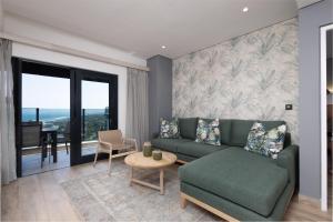 1909 Oceans Apartment - by Stay in Umhlanga