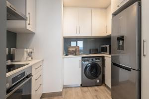 1909 Oceans Apartment - by Stay in Umhlanga