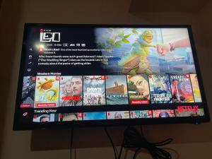 Great 1BR Aqua Livingstone with Netflix, Pool & Gym