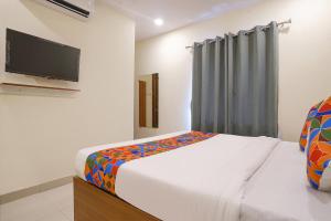 FabHotel Air Live - Nr Ameerpet metro station