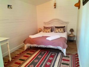 Charming House in Figueira da Foz with Private Garden