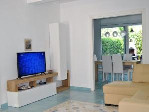 Apartment Villa Mare Blu by Interhome