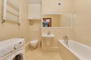 Tęczowa Apartment in Wrocław by Rent like home