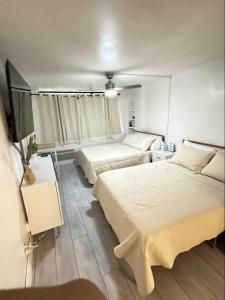 OCEAN FRONT Condo On The Beach