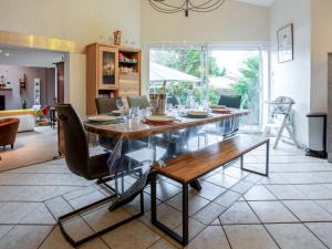 Maisons de vacances Holiday Home Rive Droite by Interhome : photos des chambres