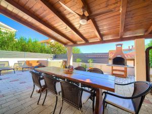 Holiday Home Bernarda by Interhome