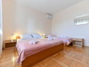 Apartment Ana-1 by Interhome 