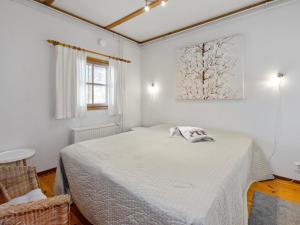 Holiday Home Kulta-käkönen 17 by bomba by Interhome