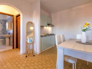 Apartment CSB - 9 - Baia de Bahas by Interhome img11