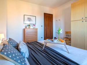 Apartment CSB - 9 - Baia de Bahas by Interhome img13