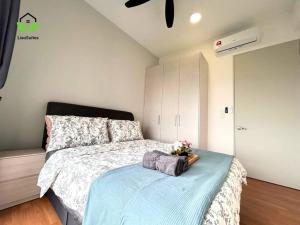 IOI City Mall Modern Home PICC