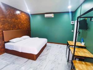 บ้านไร่แสงจันทร์ รีสอร์ท