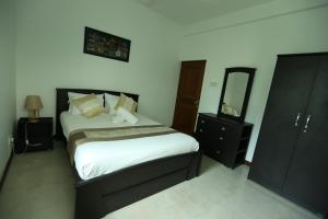 Eden Gardens Residence