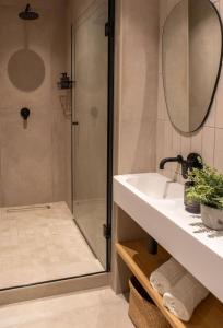 Urban Luxury Apartment in Sea Point